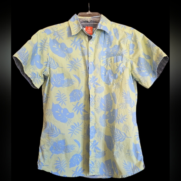 Free Planet Other - Free Planet Hawaiian Light Green and Blue Leaf Print Shirt